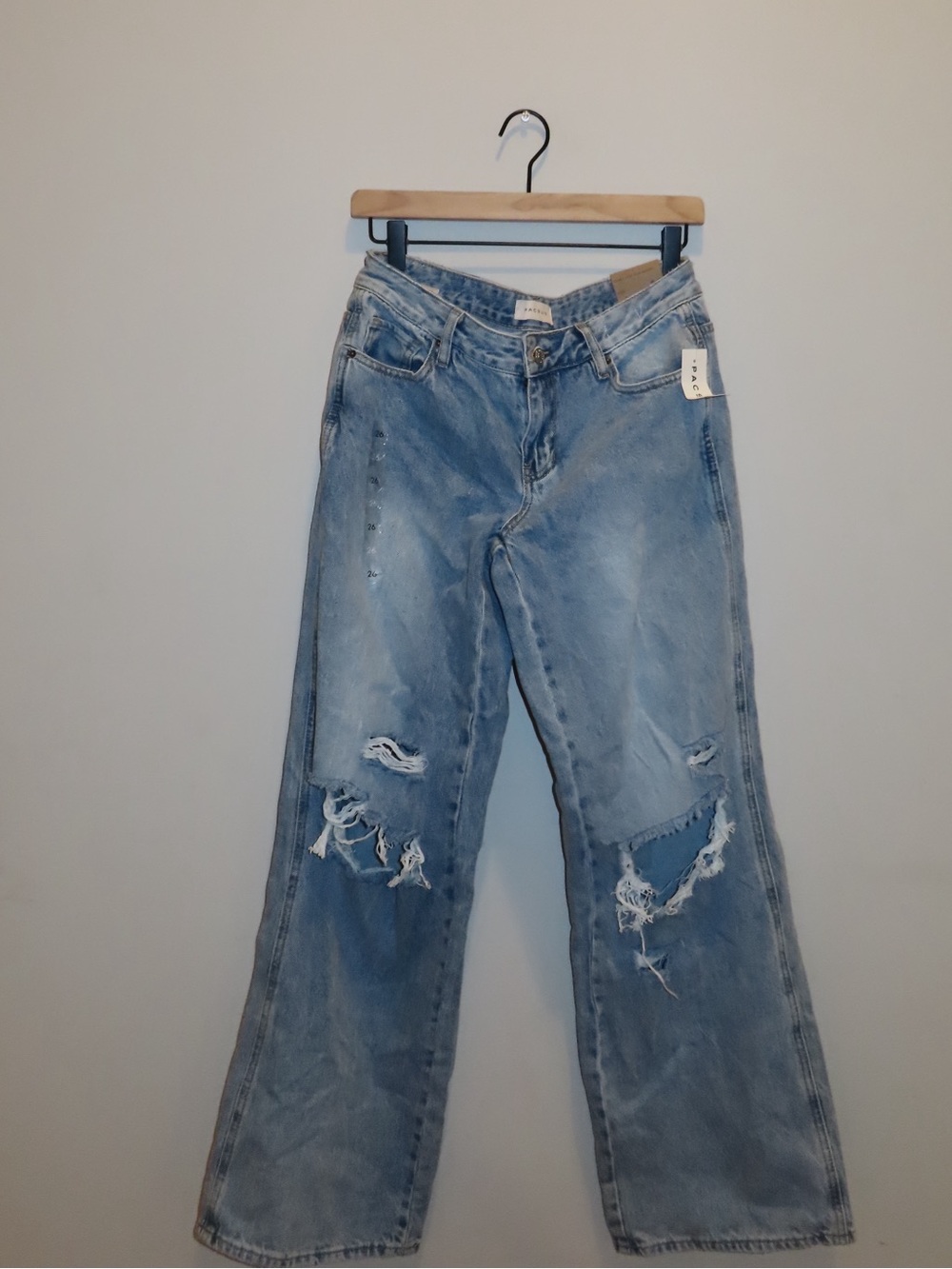PacSun Light Blue Low-Rise Baggy Denim Jeans